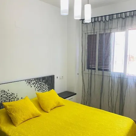 Residencia On The Beach, Azul Beche 2 تورّيفيِخا